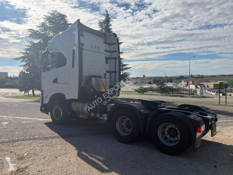 Iveco 580 tractor unit