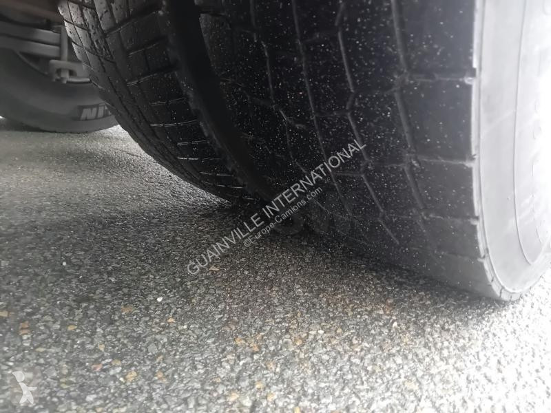 Traktor Renault 520 Gamme T