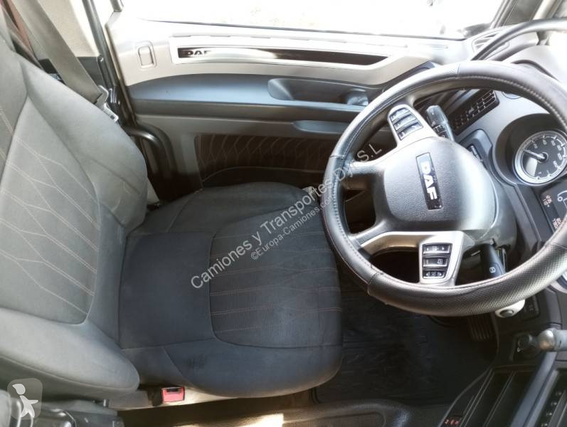 Nyergesvontató DAF 530 FT