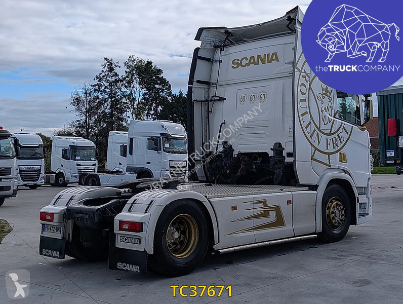 Cabeza tractora Scania