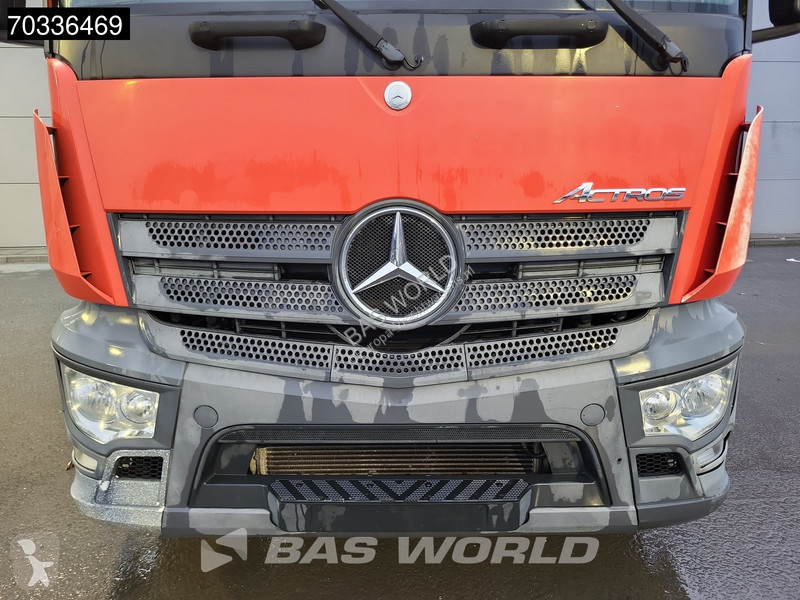 Mercedes 1840 4X2 StreamSpace Retarder tractor...