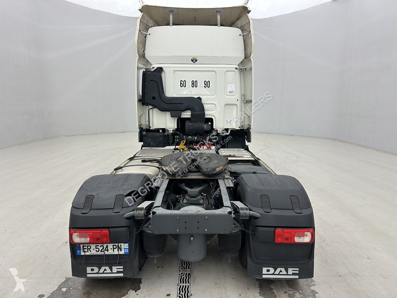 Traktor DAF 440