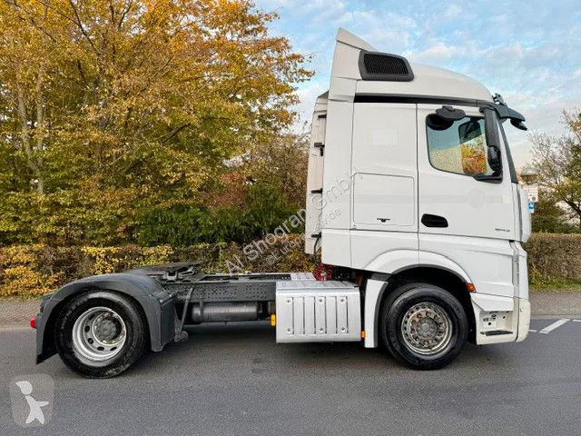 Nyergesvontató Mercedes 1845 StreamSpace / Euro 6