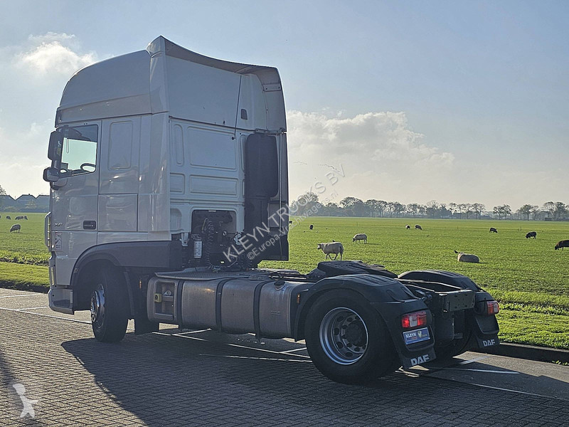 Nyergesvontató DAF 480