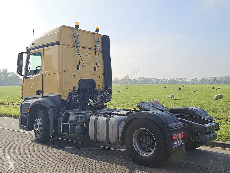 Nyergesvontató Mercedes ACTROS 1843