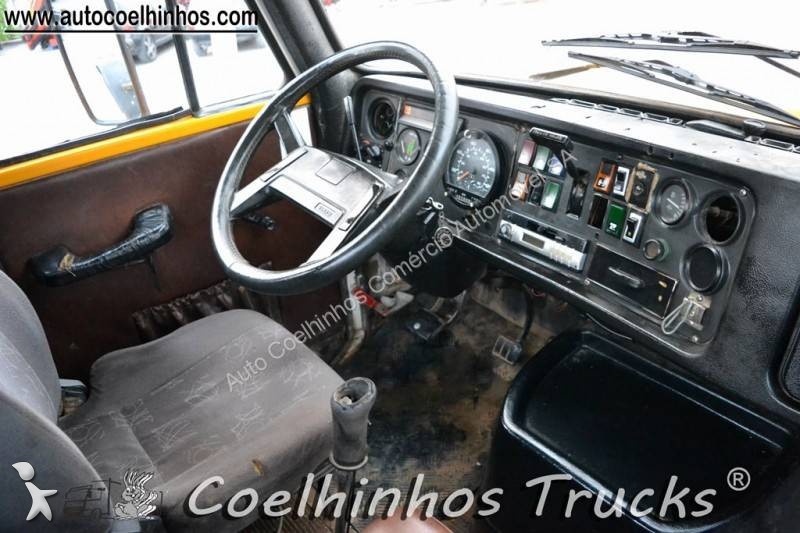 Traktor Volvo