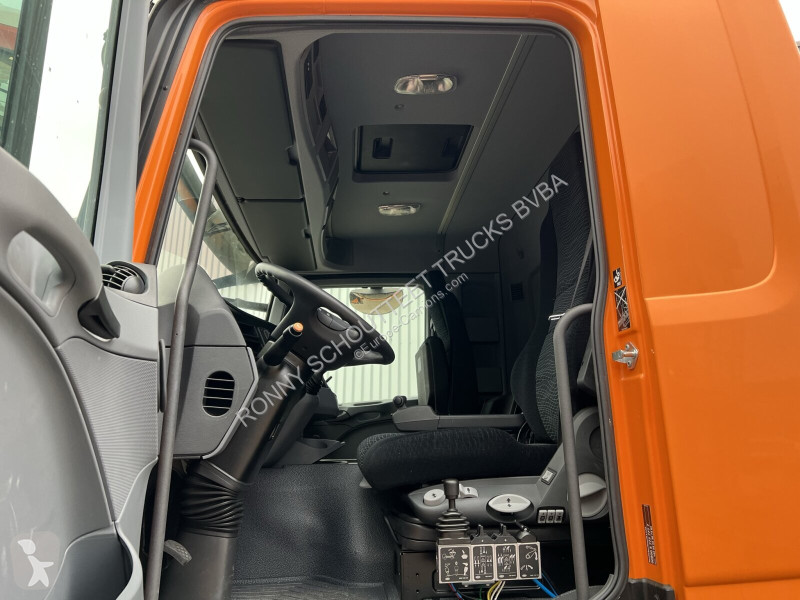 Traktor Mercedes 2141 K