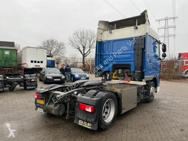 Tracteur DAF 410 EURO 5 SPACE CAB / WALKING...