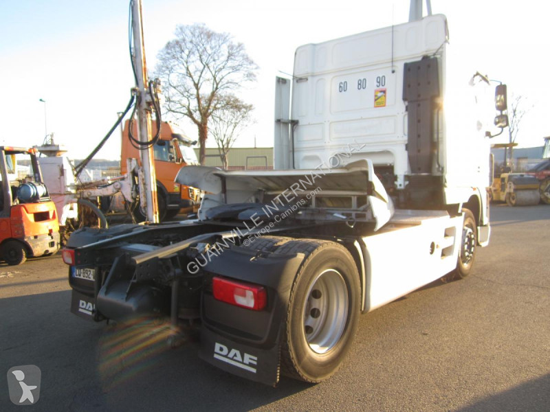 Tracteur DAF 460