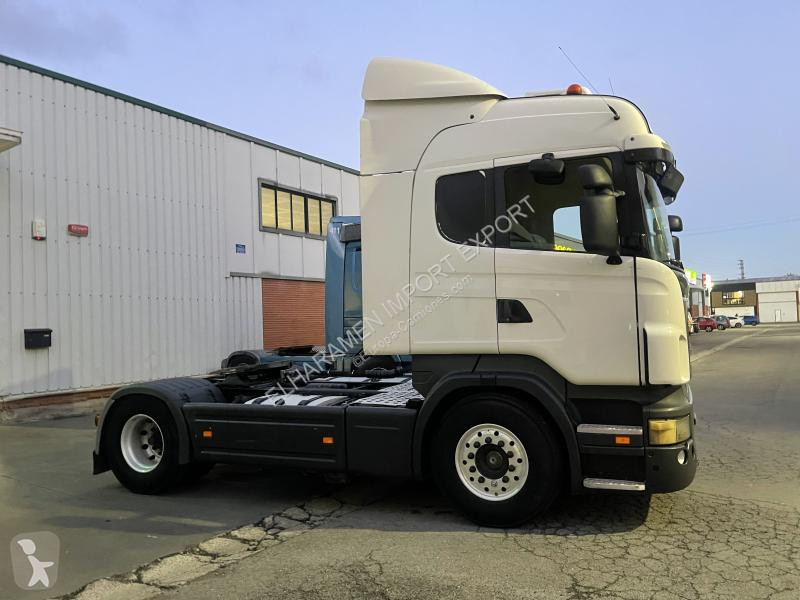 Traktor Scania 560