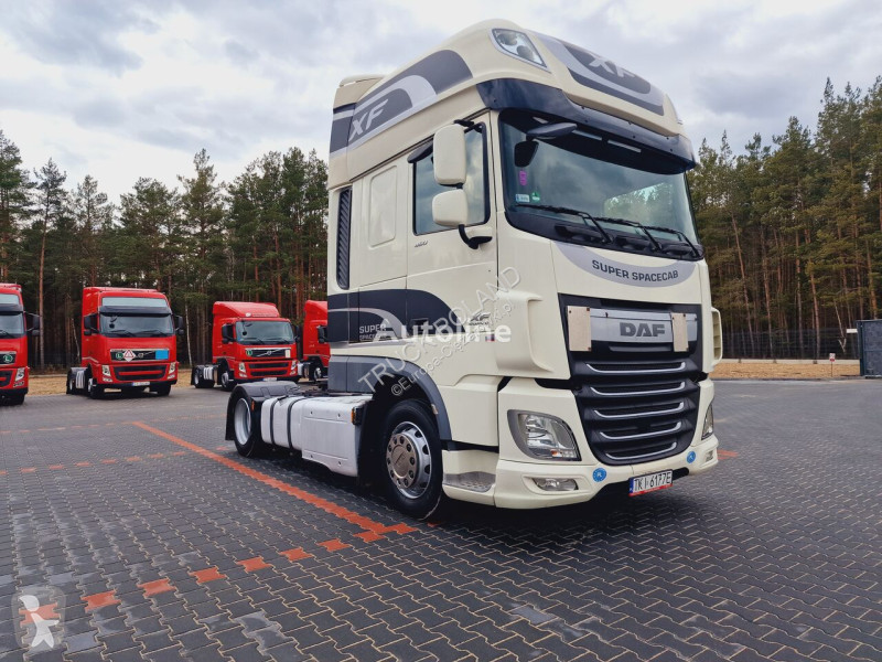 Tracteur DAF 460