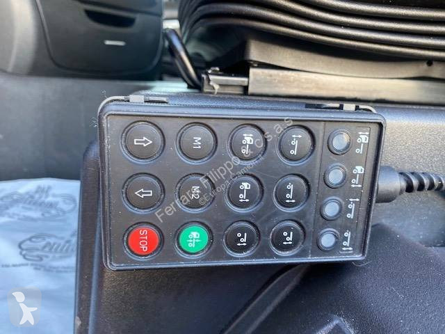 Traktor Iveco