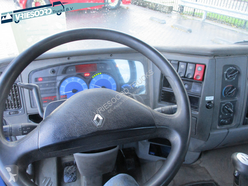 Traktor Renault 370