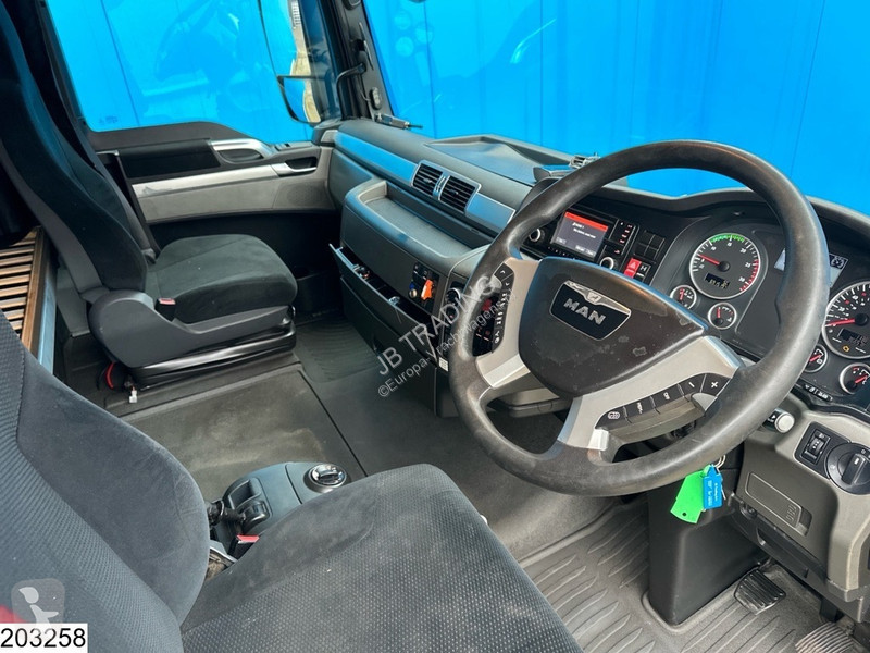 Traktor MAN 24 440 6x2, EURO 5, RHD, ADR, PTO