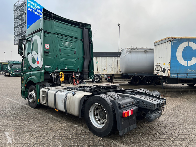 Trattore Stradale Mercedes 1845 BigSpace