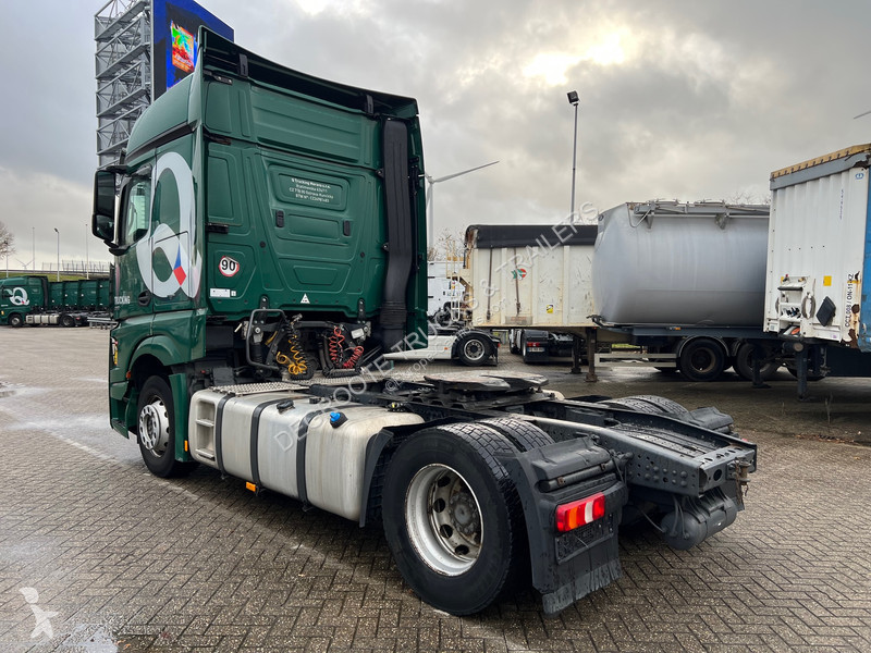 Traktor Mercedes 1845 BigSpace