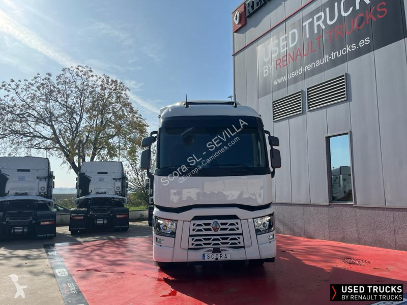 Traktor Renault