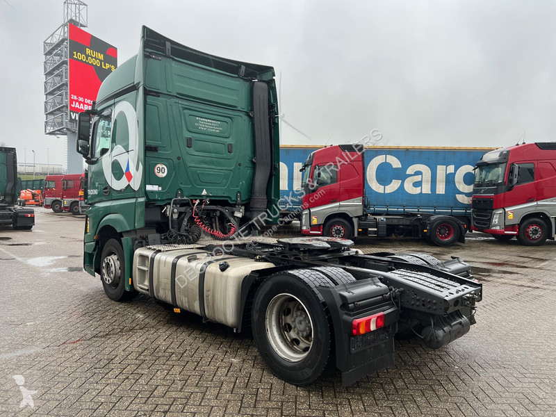Traktor Mercedes 1845 BigSpace