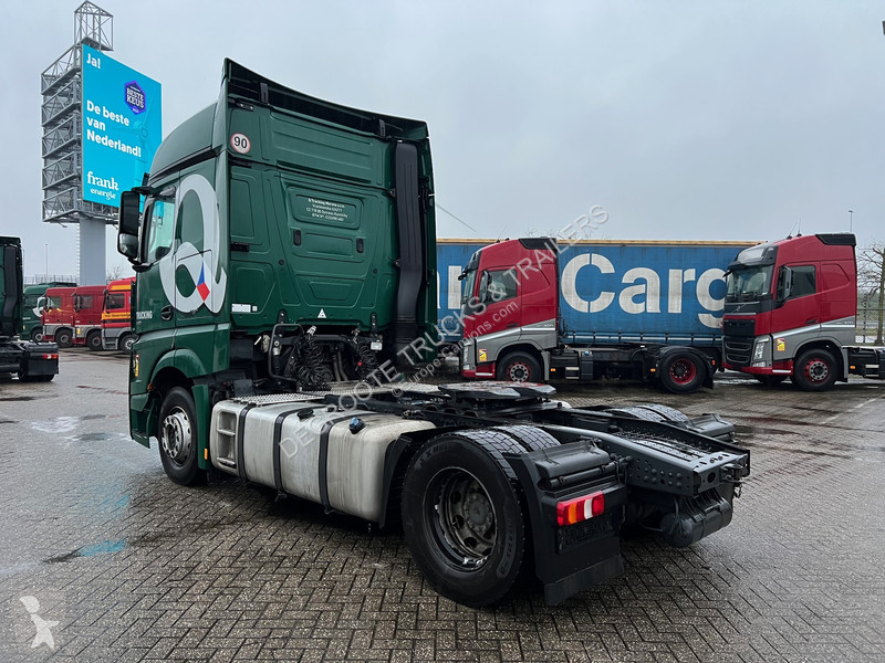 Traktor Mercedes 1845 BigSpace