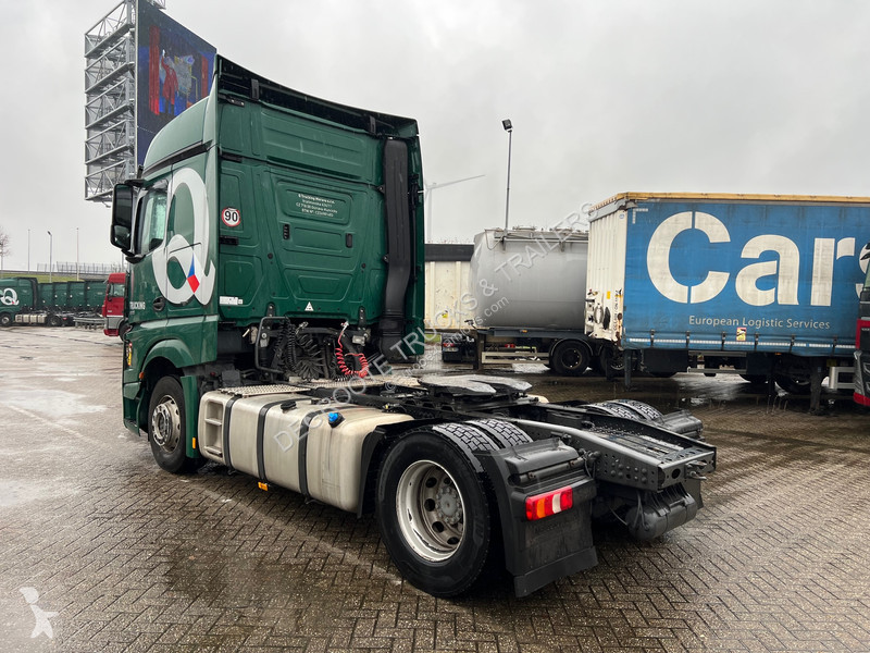 Traktor Mercedes 1845 BigSpace
