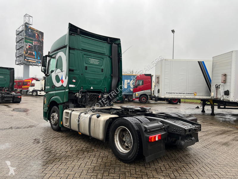 Traktor Mercedes 1845 BigSpace