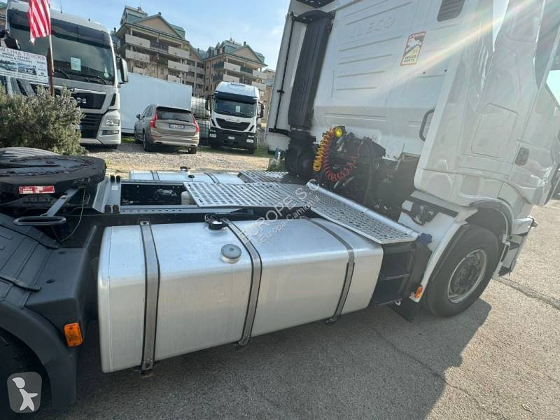 Tracteur Iveco