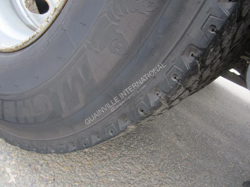 Traktor Renault 460 Gamme T