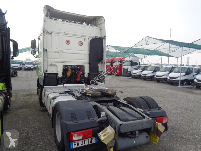 Tahač DAF XF460