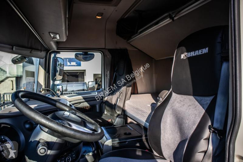 Traktor DAF 450-6X2