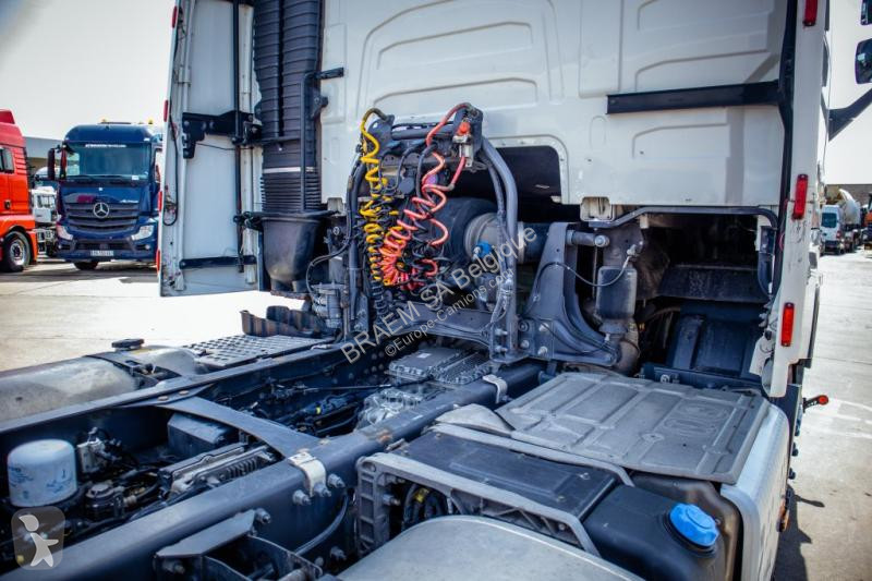 Traktor Volvo 420