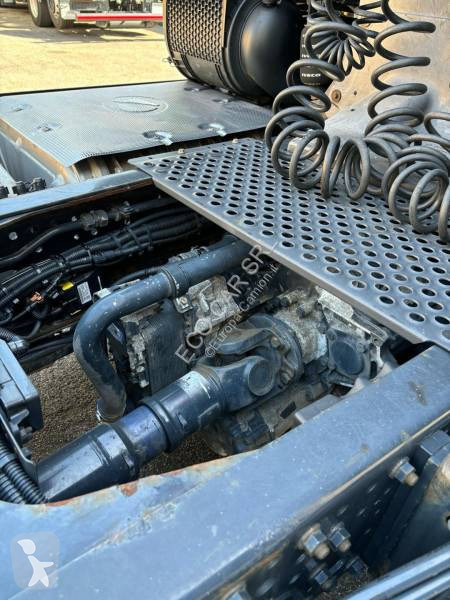 Traktor Iveco