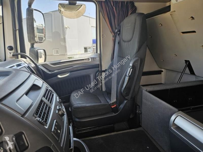 Traktor DAF 530 FT LOW DECK 4X2