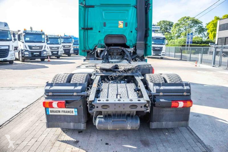 Tahač Mercedes ACTROS 1845 LS