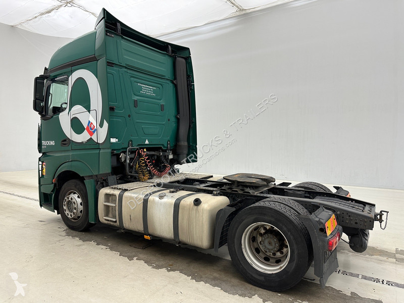 Traktor Mercedes 1845 BigSpace