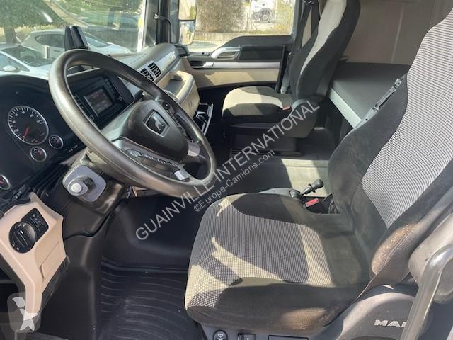 Tracteur MAN 18.500