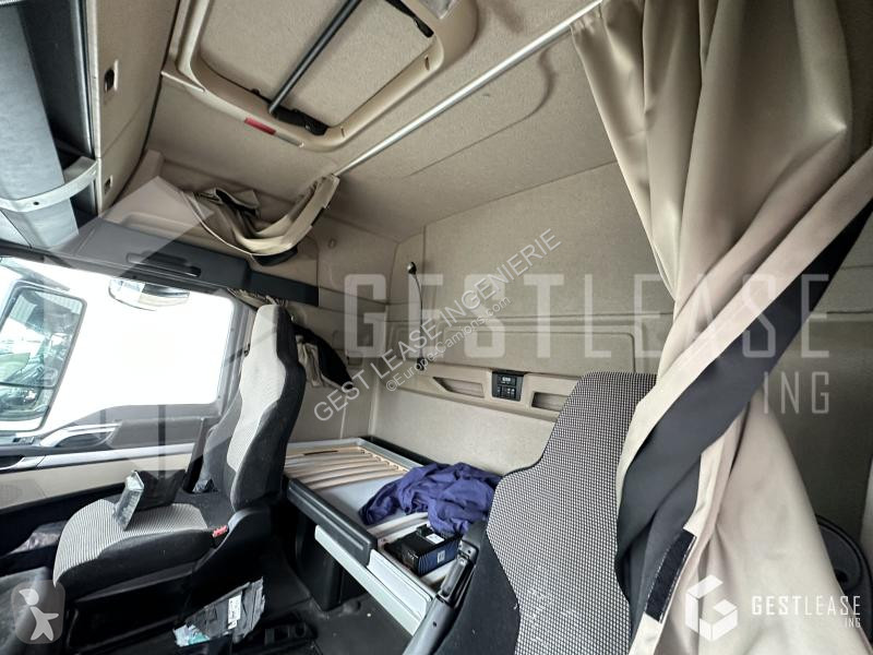 Tracteur MAN 18.460