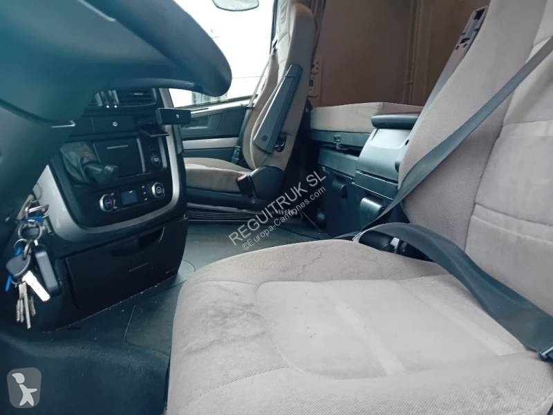 Traktor Iveco