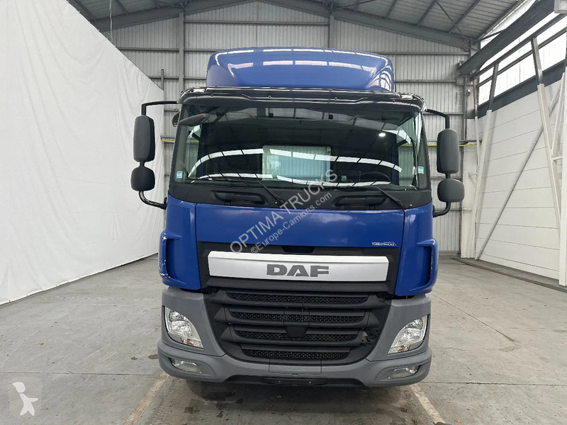 Traktor DAF 330