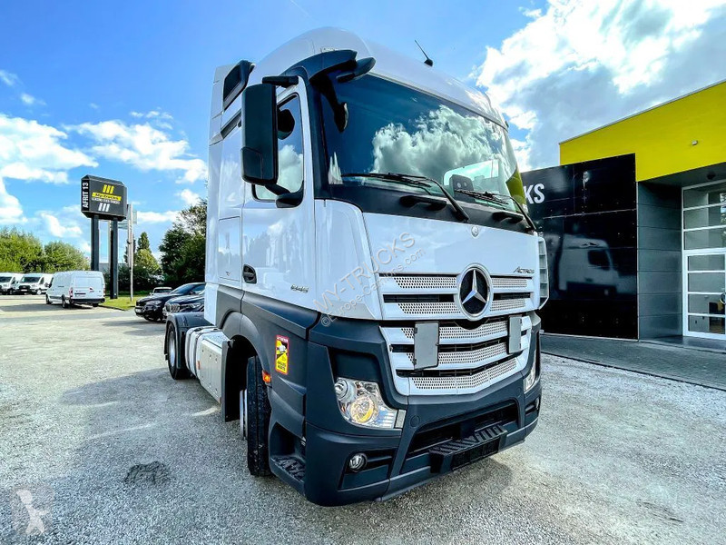 Traktor Mercedes 1845 | Leasing