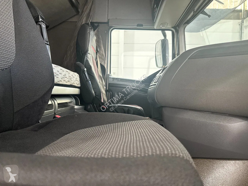 Traktor DAF 106460 SPACECAB