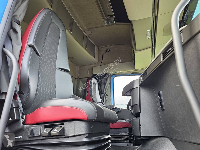 Trekker Volvo FH  PTO SKIRTS VEB+