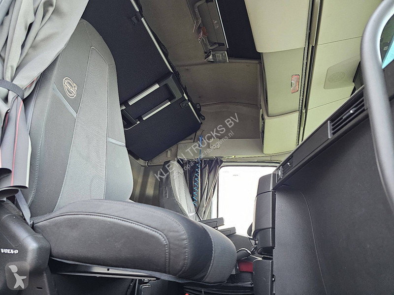 Tahač Volvo FH  PTO 2X TANK VEB+ IPC