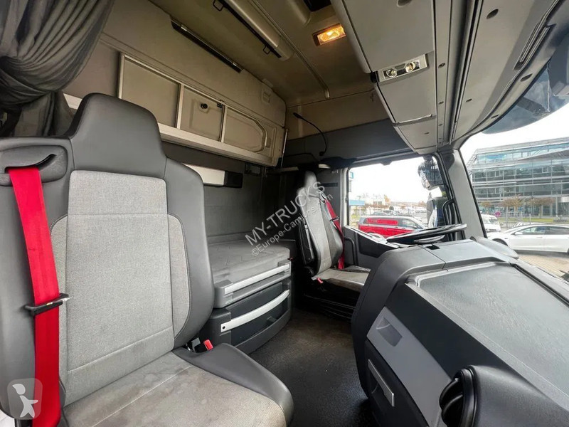 Tractor Renault T480 Sleeper Cab | Leasing from...