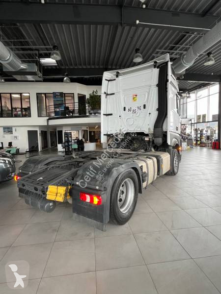 Tractor Mercedes
