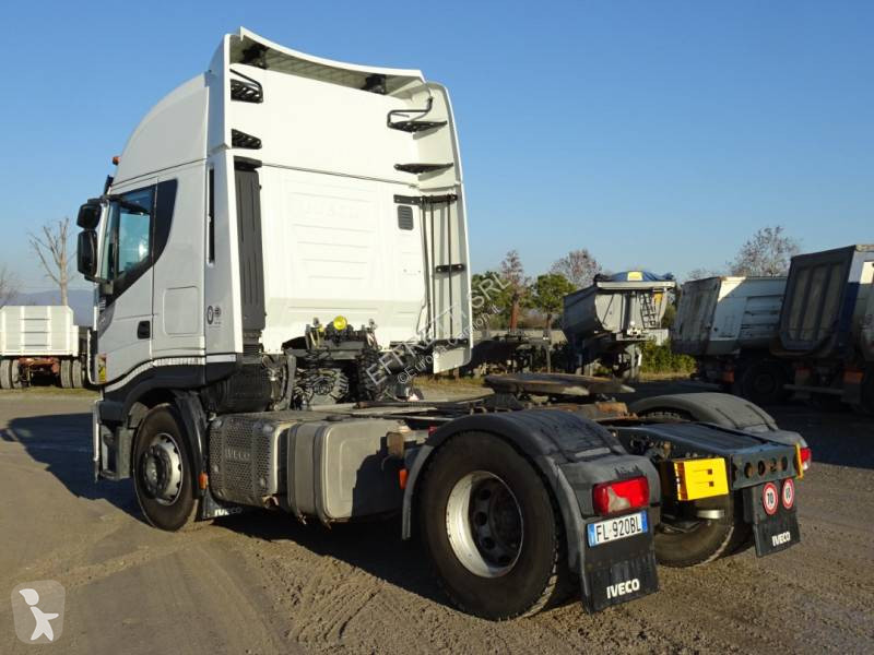 Traktor Iveco