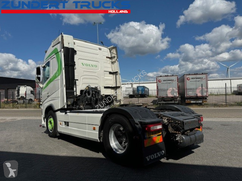 Traktor Volvo 500 GLOBETROTTER