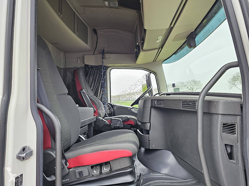 Tractor Volvo FH  ALCOA'S I-SEE ACC