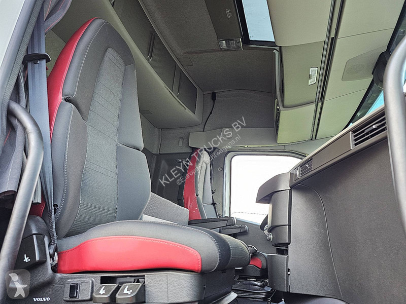 Traktor Volvo FH  ALCOA'S I-SEE ACC