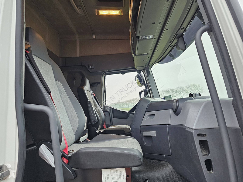 Tahač Renault T 460 ALCOA'S