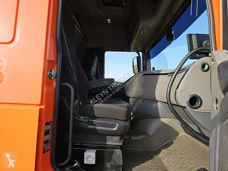 Trekker DAF 450 SPACECAB SPOILERS